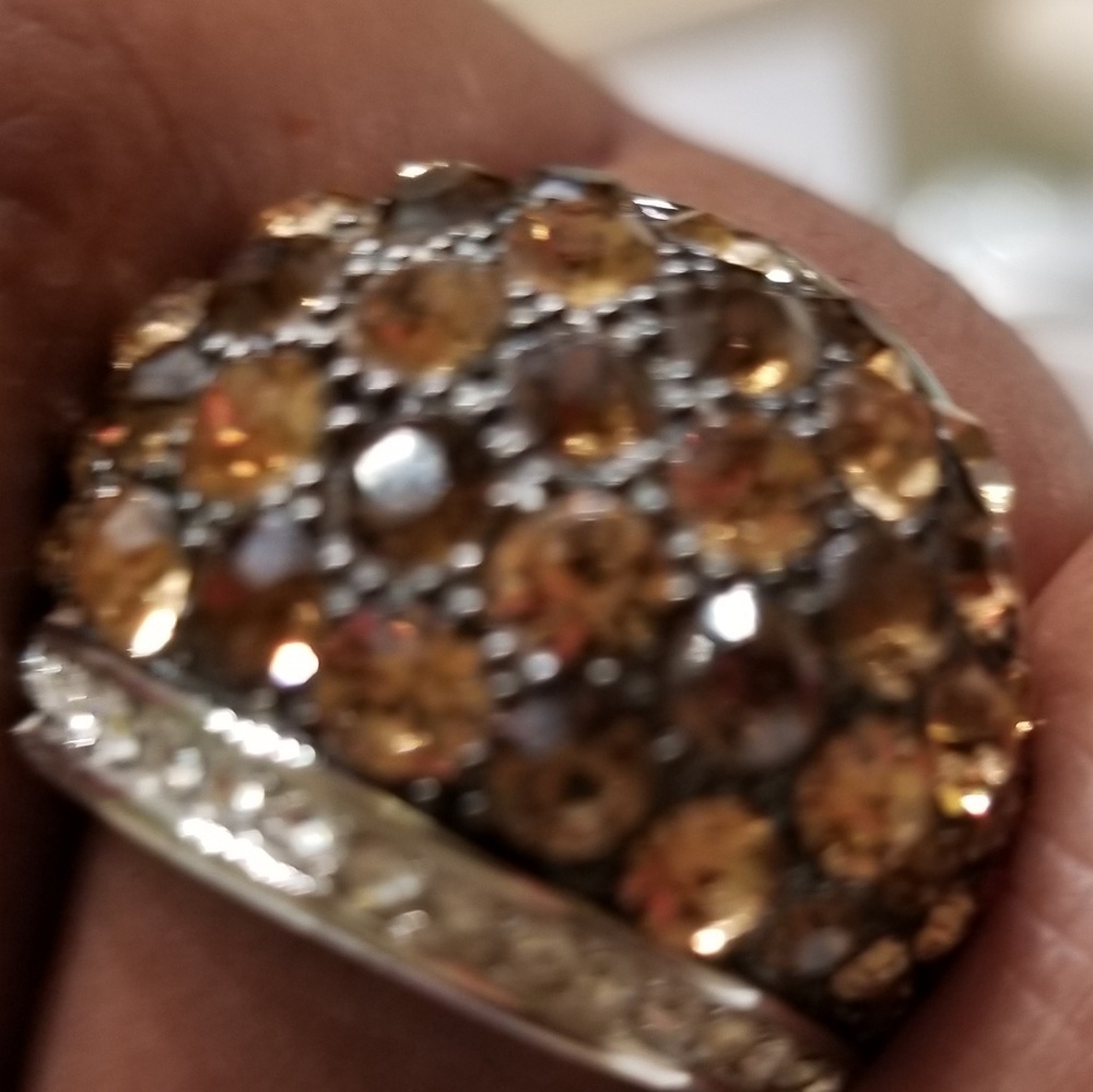 Ring - Picture 4 of 4